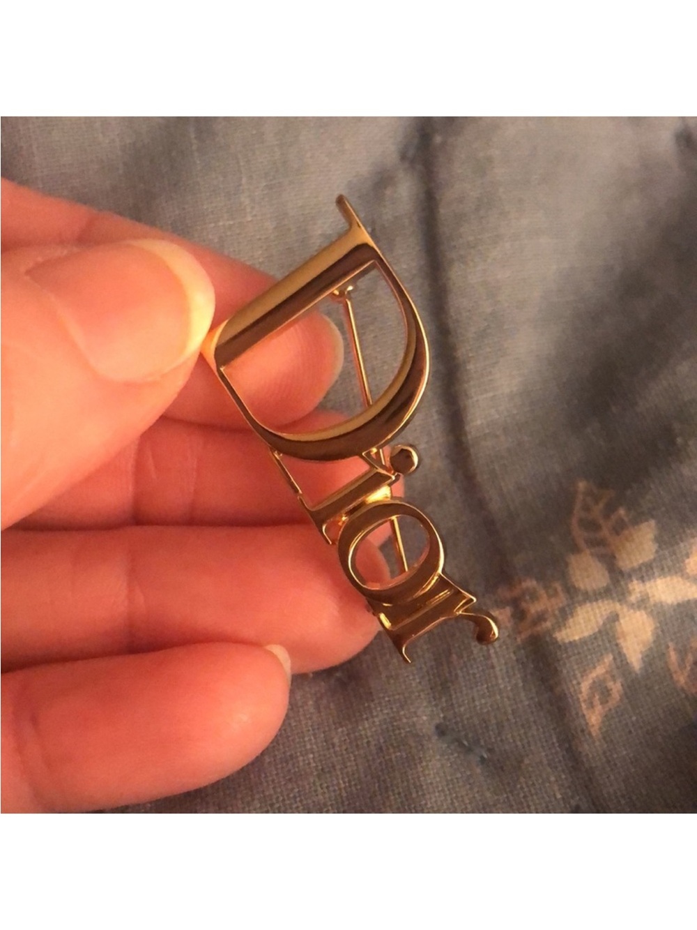 Dior Gold Logo pin - Picture 2 of 4